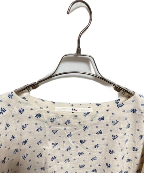 45R（フォーティファイブ・アール）45R (フォーティファイブ・アール) 小花柄ロングワンピース ベージュの古着・服飾アイテム