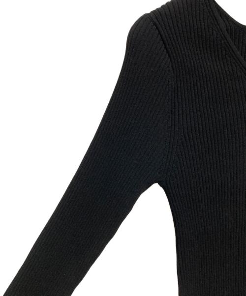 allureville（アルアバイル）allureville (アルアバイル) 袖釦Vネックプルオーバー ブラック サイズ:SIZE 2の古着・服飾アイテム