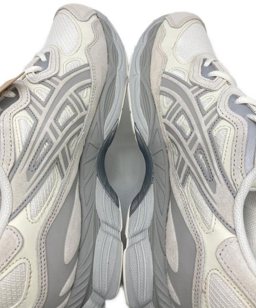 asics（アシックス）asics (アシックス) GEL-NYC ローカットスニーカー アイボリー サイズ:28.5の古着・服飾アイテム