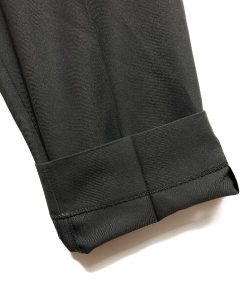 PUBLIC TOKYO（パブリックトウキョウ）PUBLIC TOKYO (パブリックトウキョウ) GRツイルエバークリーステーパードスラックス グレー サイズ:1の古着・服飾アイテム