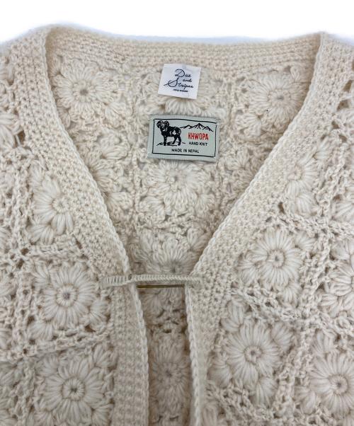 Dot and Stripes（ドットアンドストライプ）Dot and Stripes (ドットアンドストライプ) ネパールかぎ針スクエアモチーフVネックカーディガン アイボリー サイズ:FREEの古着・服飾アイテム