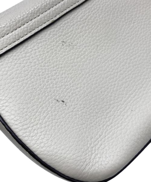 COACH（コーチ）COACH (コーチ) クリオ ショルダーバッグ アイボリーの古着・服飾アイテム