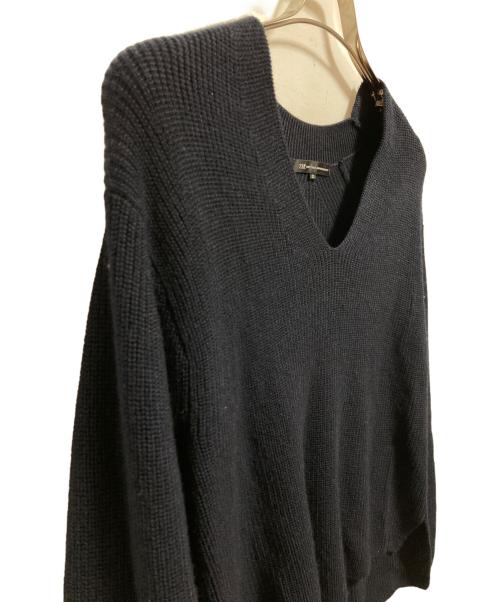 23区（ニジュウサンク）23区 (ニジュウサンク) ウールミドルゲージ Vネック ニット ネイビー サイズ:32の古着・服飾アイテム