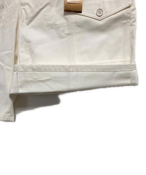 GUCCI（グッチ）GUCCI (グッチ) ロゴチャームハーフパンツ ホワイト サイズ:54の古着・服飾アイテム