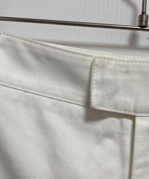 GUCCI（グッチ）GUCCI (グッチ) ロゴチャームハーフパンツ ホワイト サイズ:54の古着・服飾アイテム