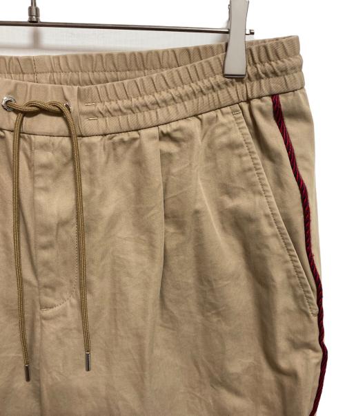 MONCLER（モンクレール）MONCLER (モンクレール) PANTALONE SPORTIVO パンツ ベージュ サイズ:50の古着・服飾アイテム