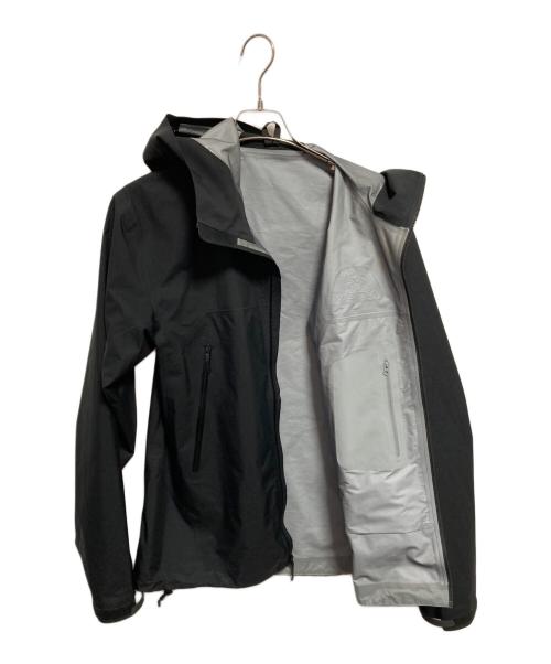 ARC'TERYX（アークテリクス）ARC'TERYX (アークテリクス) BETA JACKET ブラック サイズ:Mの古着・服飾アイテム