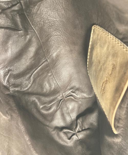 HENRY BEGUELIN（エンリーベグリン）HENRY BEGUELIN (エンリーベグリン) レザーショルダーバッグ ベージュの古着・服飾アイテム