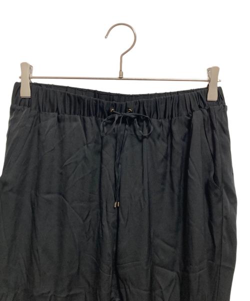 DEUXIEME CLASSE（ドゥーズィエム クラス）Deuxieme Classe (ドゥーズィエム クラス) シルクサテンドロストパンツ ブラック サイズ:38の古着・服飾アイテム