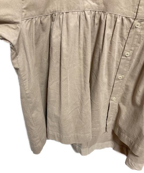 Yarmo（ヤーモ）Yarmo (ヤーモ) New Gather Shirts ベージュ サイズ:FREEの古着・服飾アイテム