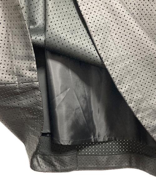 RAY BEAMS（レイ ビームス）RAY BEAMS (レイ ビームス) フェイクレザー パンチング スカート ブラック サイズ:1の古着・服飾アイテム