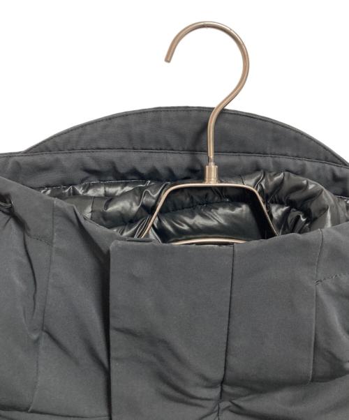 +J（プラスジェイ）+J (プラスジェイ) ハイブリッドダウンオーバーサイズパーカ グレー サイズ:XLの古着・服飾アイテム