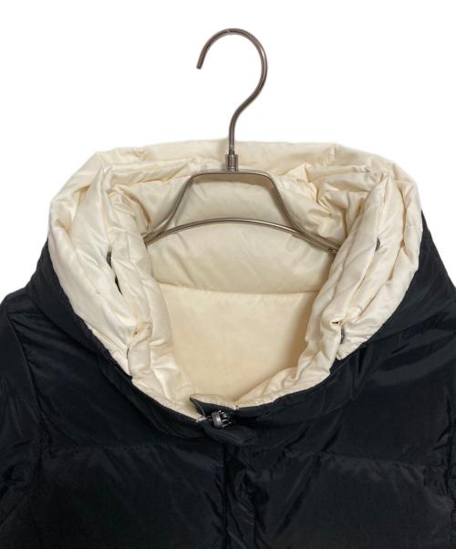 WEEKEND Max Mara（ウィークエンド マックスマーラ）WEEKEND Max Mara (ウィークエンド マックスマーラ) リバーシブルダウンジャケット ブラック×ホワイト サイズ:38の古着・服飾アイテム
