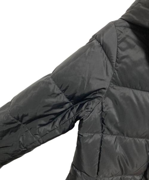 WEEKEND Max Mara（ウィークエンド マックスマーラ）WEEKEND Max Mara (ウィークエンド マックスマーラ) リバーシブルダウンジャケット ブラック×ホワイト サイズ:38の古着・服飾アイテム