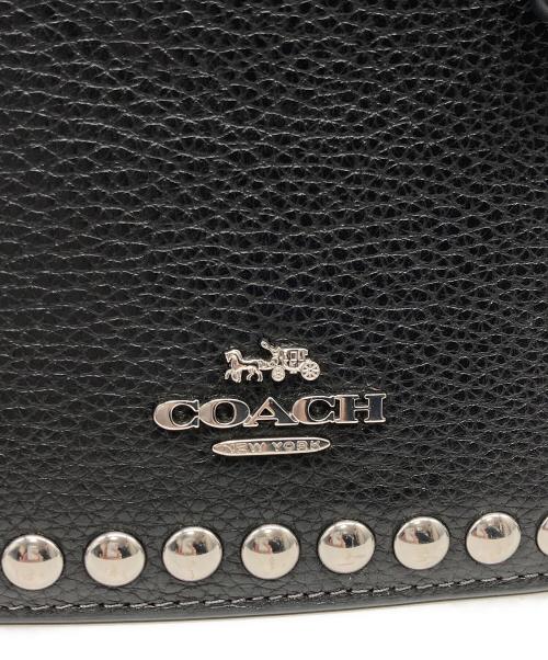 COACH（コーチ）COACH (コーチ) ノースサウススタッズ 2WAYショルダーバッグ ブラックの古着・服飾アイテム