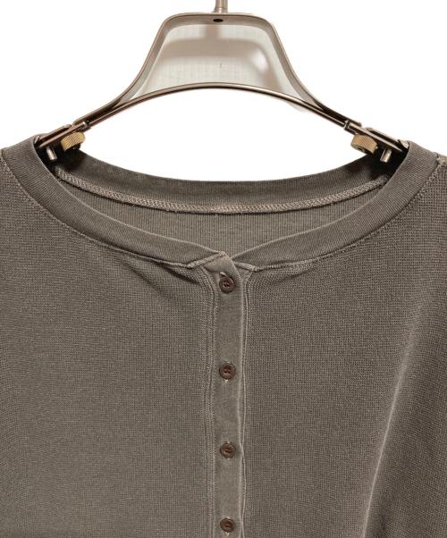 FRAMeWORK（フレームワーク）FRAMeWORK (フレームワーク) サーフニットヘンリーTee ブラウン サイズ:FREEの古着・服飾アイテム