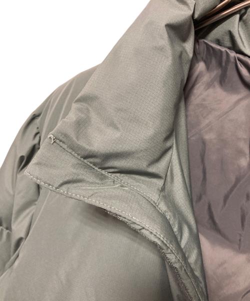 OHOTORO（オオトロ）OHOTORO (オオトロ) Heritage Duck Down グレー サイズ:Mの古着・服飾アイテム