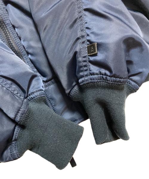 DAIWA PIER39（ダイワ ピア39）DAIWA PIER39 (ダイワ ピア39) tech reversible ma-1 ﾃｯｸ ﾘﾊﾞｰｼﾌﾞﾙ ma-1 ネイビー サイズ:Mの古着・服飾アイテム