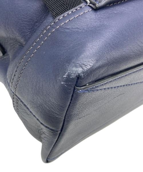 COACH（コーチ）COACH (コーチ) メッセンジャーバッグ ネイビーの古着・服飾アイテム