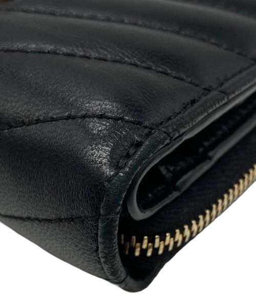 Saint Laurent Paris（サンローランパリ）Saint Laurent Paris (サンローランパリ) Vステッチ2つ折り財布 ブラックの古着・服飾アイテム