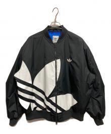 adidas（アディダス）の古着「チラックス ロゴ パデッドジャケット」｜ブラック