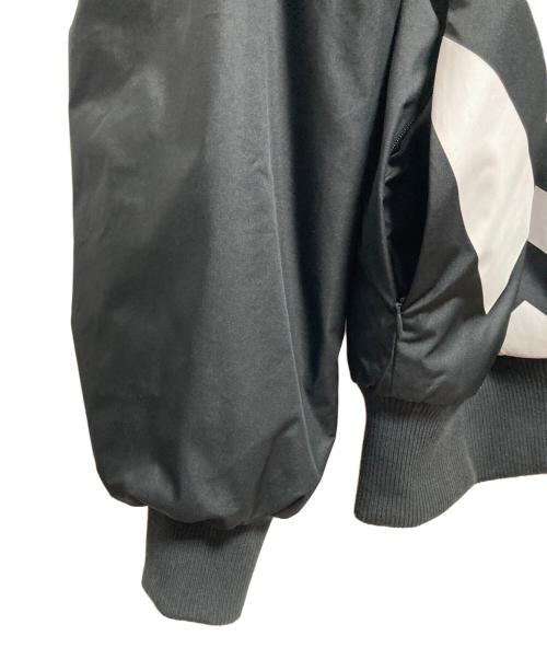 adidas（アディダス）adidas (アディダス) チラックス ロゴ パデッドジャケット ブラック サイズ:3XLの古着・服飾アイテム