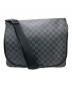LOUIS VUITTON（ルイ ヴィトン）の古着「ダミエ・グラフィット  ダニエルMM メセンジャーバッグ 」｜ブラック