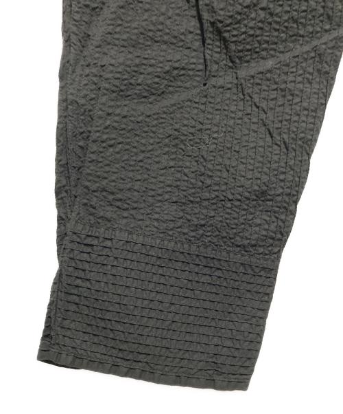 YACCO MARICARD（ヤッコマリカルド）YACCO MARICARD (ヤッコマリカルド) ピンタックイージーパンツ ブラック サイズ:2の古着・服飾アイテム