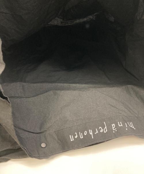 mina perhonen（ミナ ペルホネン）mina perhonen (ミナ ペルホネン) papier bag ブラックの古着・服飾アイテム