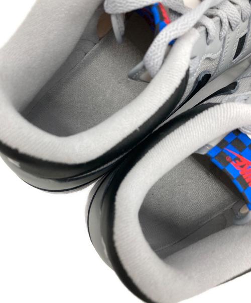 NIKE（ナイキ）NIKE (ナイキ) Attack QS SP グレー サイズ:26.5 未使用品の古着・服飾アイテム