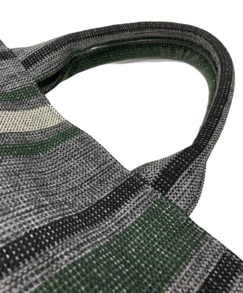 CONVERSE TOKYO（コンバーストウキョウ）CONVERSE TOKYO (コンバーストウキョウ) STRIPE SQUARE TOTEBAG グレー×グリーンの古着・服飾アイテム
