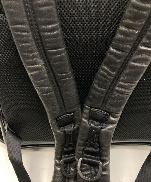 TUMI（トゥミ）TUMI (トゥミ) ナパレザー・コンパクト・ラップトップ・ブリーフパック ブラックの古着・服飾アイテム