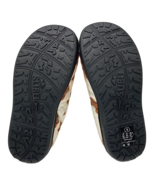 SUBU（スブ）SUBU (スブ) bpr BEAMS (ビーピーアールビームス) スリッポン ホワイト×ブラウン サイズ:1の古着・服飾アイテム