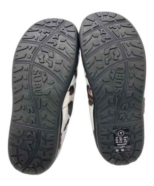 SUBU（スブ）SUBU (スブ) bpr BEAMS (ビーピーアールビームス) スリッポン ホワイト×ブラウン サイズ:1の古着・服飾アイテム