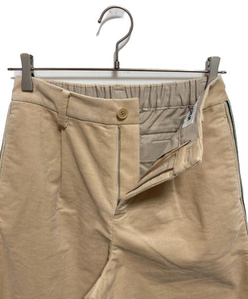 Coohem（コーヘン）Coohem (コーヘン) KNIT SIDELINE CORDUROY PANTS ベージュ サイズ:Mの古着・服飾アイテム