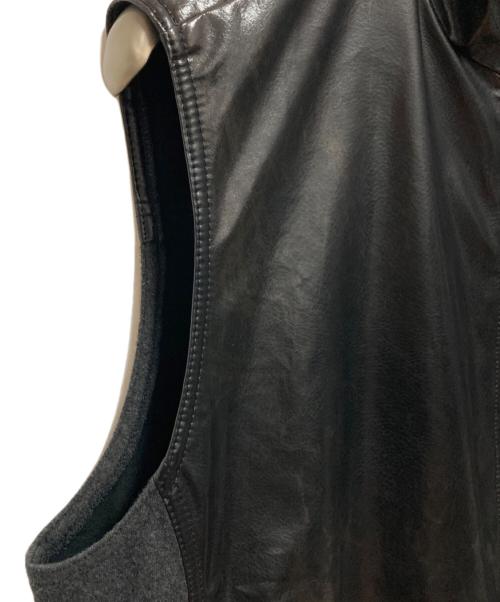 VERSACE Sport（ヴェルサーチ スポーツ）VERSACE Sport (ヴェルサーチ スポーツ) エコレザー切替ベスト ブラック サイズ:Lの古着・服飾アイテム