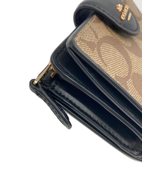 COACH（コーチ）COACH (コーチ) 2つ折り財布 ベージュの古着・服飾アイテム