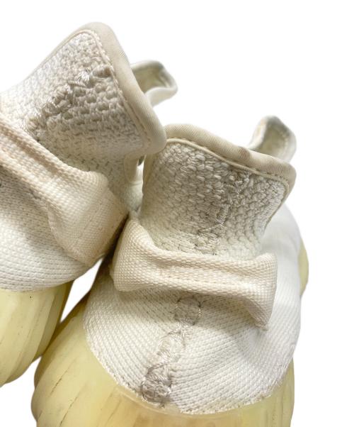 adidas（アディダス）adidas (アディダス) YEEZY BOOST 350 V2 ホワイト サイズ:29の古着・服飾アイテム
