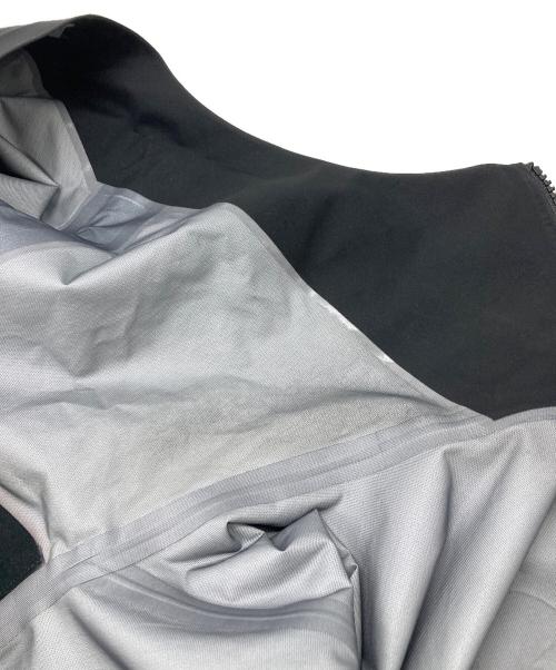 ARC'TERYX（アークテリクス）ARC'TERYX (アークテリクス) Beta Jacket ブラック サイズ:Mの古着・服飾アイテム