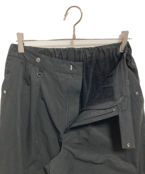 URBAN RESEARCH（アーバンリサーチ）URBAN RESEARCH (アーバンリサーチ) WIDE DAD SUPER WIDE PANTS ブラック サイズ:2の古着・服飾アイテム