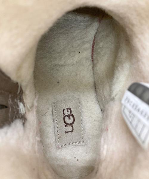 UGG（アグ）UGG (アグ) Classic Weather ベージュ サイズ:US7.5の古着・服飾アイテム