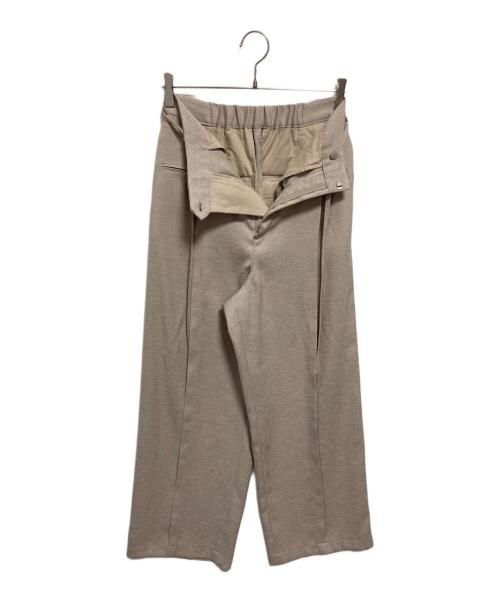 crewre（クルー）crewre (クルー) ピンタックスラブストレートパンツ ベージュ サイズ:2の古着・服飾アイテム