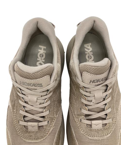 HOKAONEONE（ホカオネオネ）HOKAONEONE (ホカオネオネ) Engineered Garments (エンジニアド ガーメンツ) BONDI L スニーカー ベージュ サイズ:28.5㎝の古着・服飾アイテム