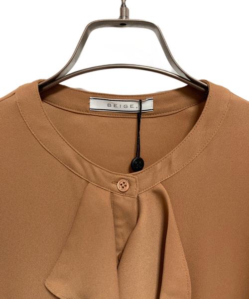 BEIGE（ベイジ）BEIGE (ベイジ) MAKALU フリルブラウス ベージュ サイズ:4の古着・服飾アイテム