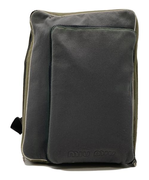 MIU MIU（ミュウミュウ）MIU MIU (ミュウミュウ) クロスボディバッグ グレー×グリーンの古着・服飾アイテム