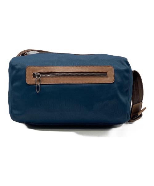 MARNI（マルニ）MARNI (マルニ) ナイロンショルダーバッグ ネイビーの古着・服飾アイテム