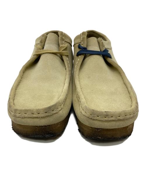 CLARKS（クラークス）CLARKS (クラークス) ワラビーブーツ ベージュ サイズ:26.5の古着・服飾アイテム