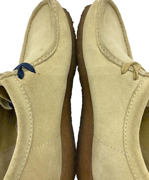 CLARKS（クラークス）CLARKS (クラークス) ワラビーブーツ ベージュ サイズ:26.5の古着・服飾アイテム