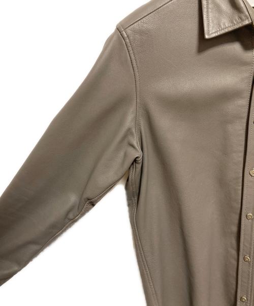 TOMORROW LAND（トゥモローランド）TOMORROW LAND (トゥモローランド) レザーシャツ グレー サイズ:XSの古着・服飾アイテム