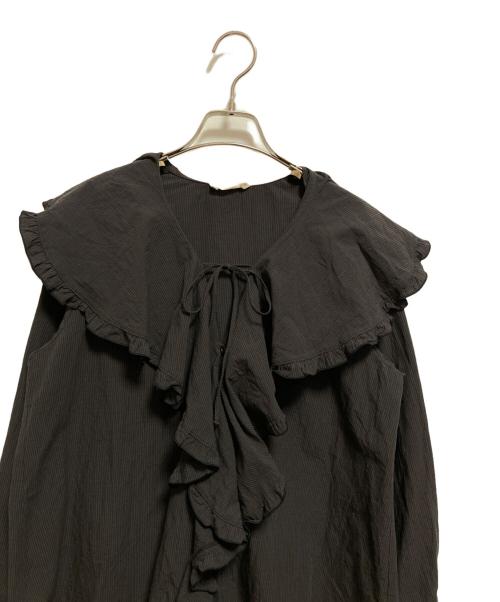 Uhr（ウーア）Uhr (ウーア) Ruffle Frill Shirt ブラウン サイズ:FREEの古着・服飾アイテム